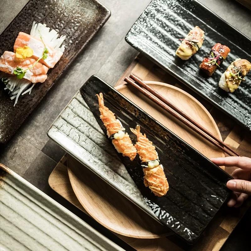 Keramisk rektangulär sushitallrik i japansk stil