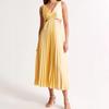 2024 Summer Elegant V-Neck Sleeveless Backless Pleated Dress for Women