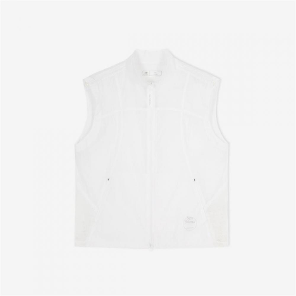 

New Balance Women S Woven Zip veSt Nbnjf2w112 NBNJF2W112 10/S