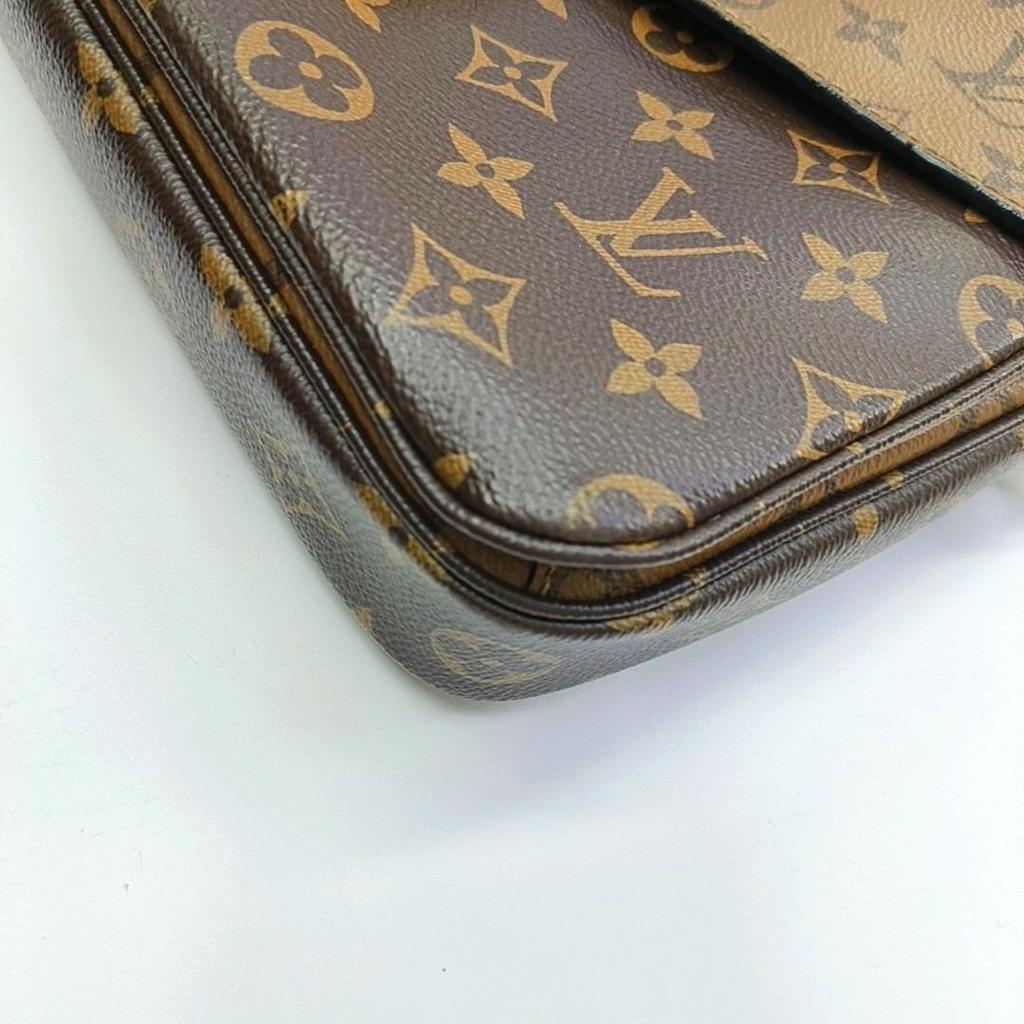 [Pre-Owned] Louis Vuitton Pochette Metis 'Brown Monogram Reverse Canvas' - Very Good #1K72HCE