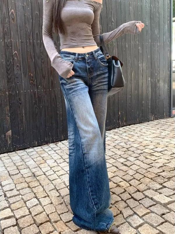 2025 Trending Hong Kong Micro-Flare Jeans: Washed, Distressed, High-Waisted, Loose, Retro Wide-Leg Style