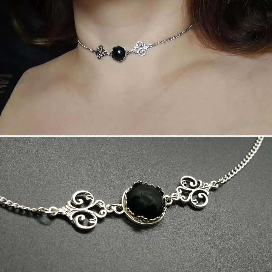 Gothic Obsidian Necklace With Geometric Pendant For Women Summer 2025 Fashion Accessory