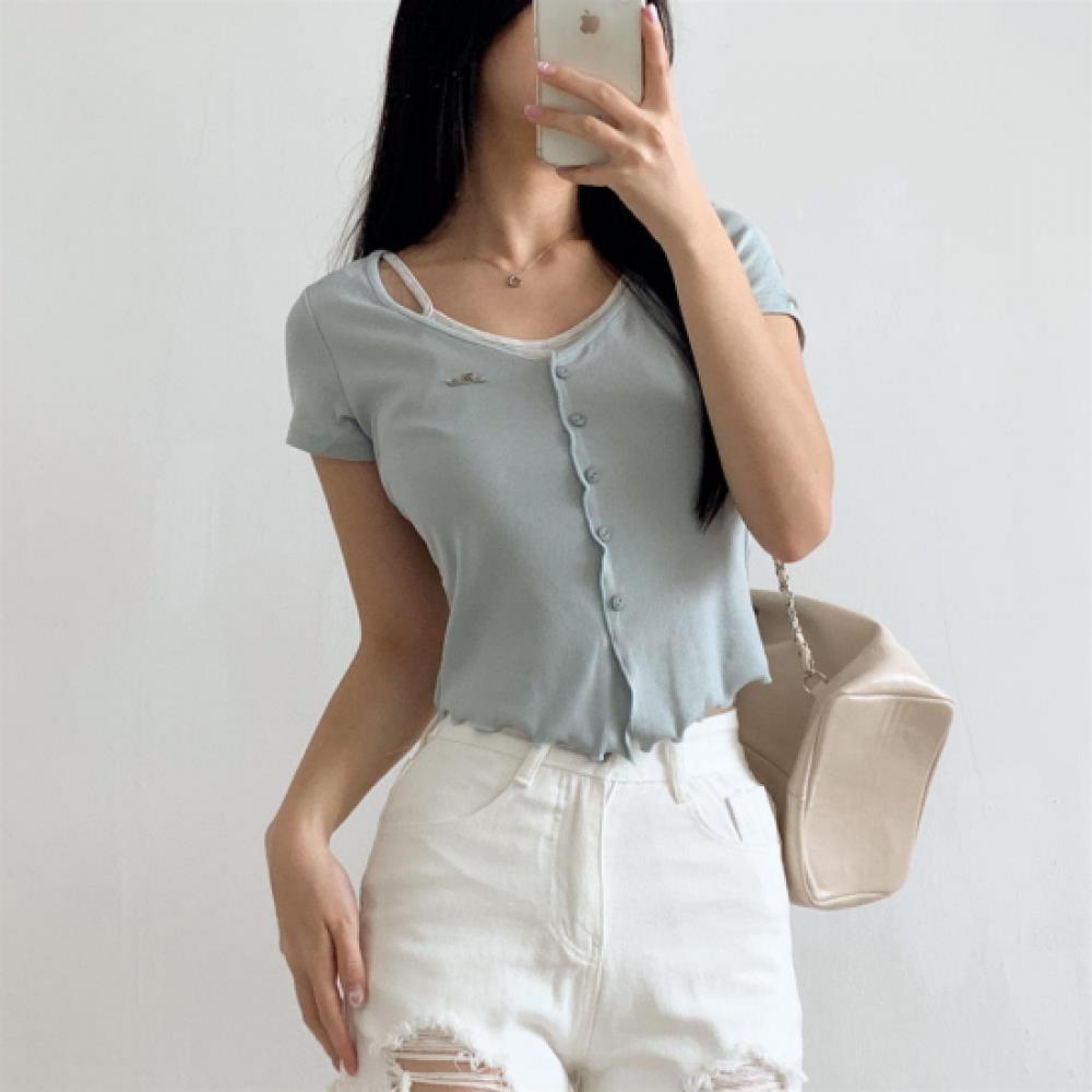 New Arrivals Open Run Women Slim FiT ConTrasT Crop T shirT Rib Layered Design