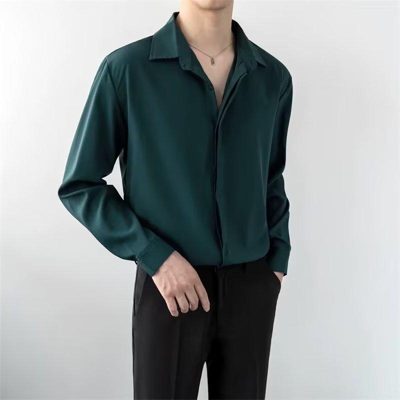 Men's Fashionable Long Sleeve Solid Color Shirt: Light, Mature Style