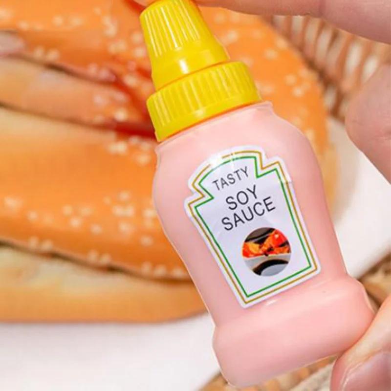 1PC Mini Condiment Squeeze Bottle Cartoon Plastic Tomato Honey Condiment Container Lunch Box Accessories Sauce Spice Bottle