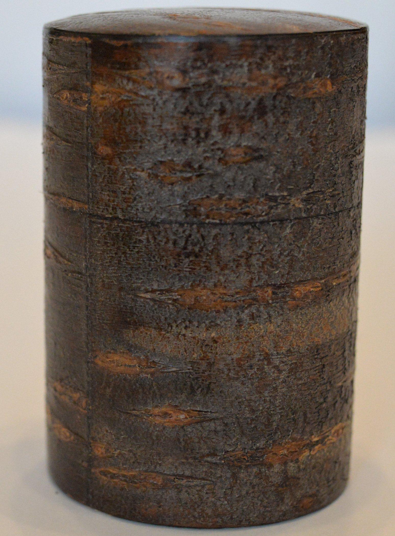 

Кожаная чайная банка Fujiki Denshiro Shoten (большой) Мраморная кожа 30291 Диаметр 8,3 см, Высота 12 см