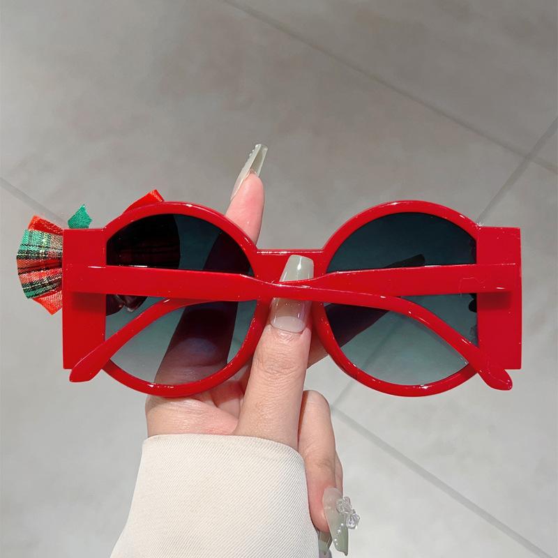 Oversized Round Merry Christmas Luxury Brand Designer Sunglasses Women For Men Vintage Popular Party Decorate Punk Sun Glasses