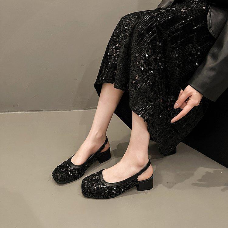 French temperament fairy high heel evening shoes spring and autumn new Korean version gentle silver thick heel bag head sandals female summer