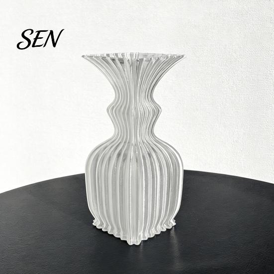 Decorative Vase for Living Room Vintage Hydroponic Flower Vase, 3D Printed Vertical Ridged Curvy Minimalist Creative Planter Garden Sculptural