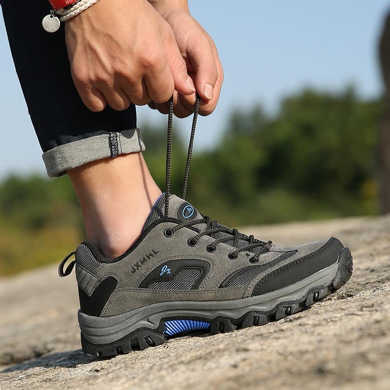 Fashion Outdoor Hiking Shoes Men Comfortable Trekking Travel Shoes Man Wearable Sneakers Waterproof Boots