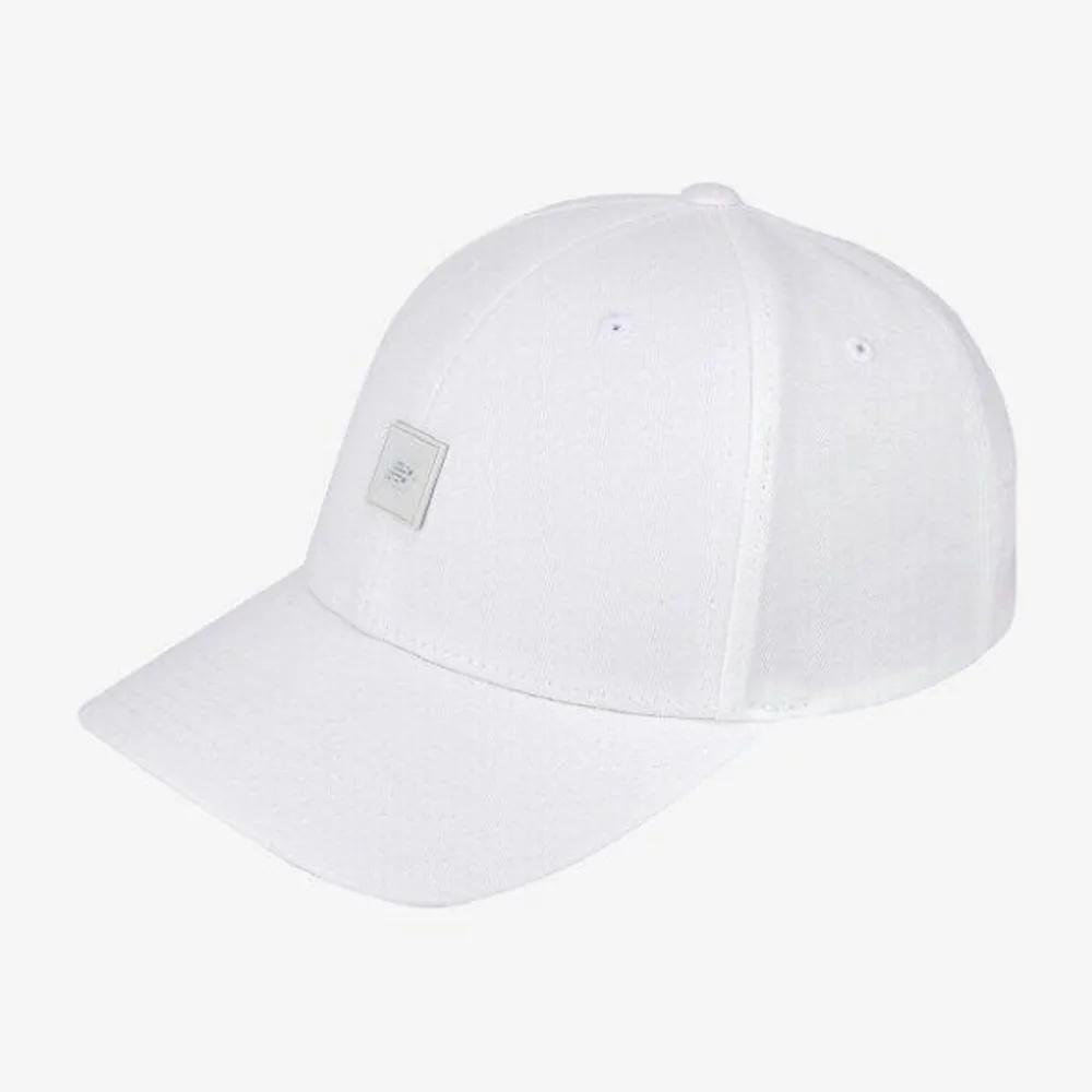 [New Balance] Hat BQK NBGDCAA103-10 Metal Logo Ball Cap white series