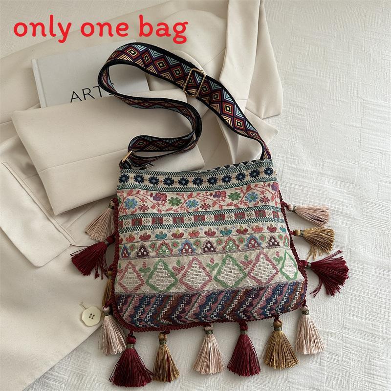 Ethnic Style Fringe Single Shoulder Bag With Zipper Closure For Daily Use