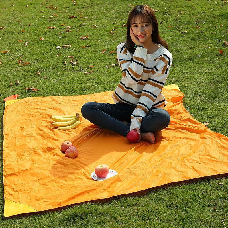 ZISIZ Waterproof Folding Outdoor Picnic Mat