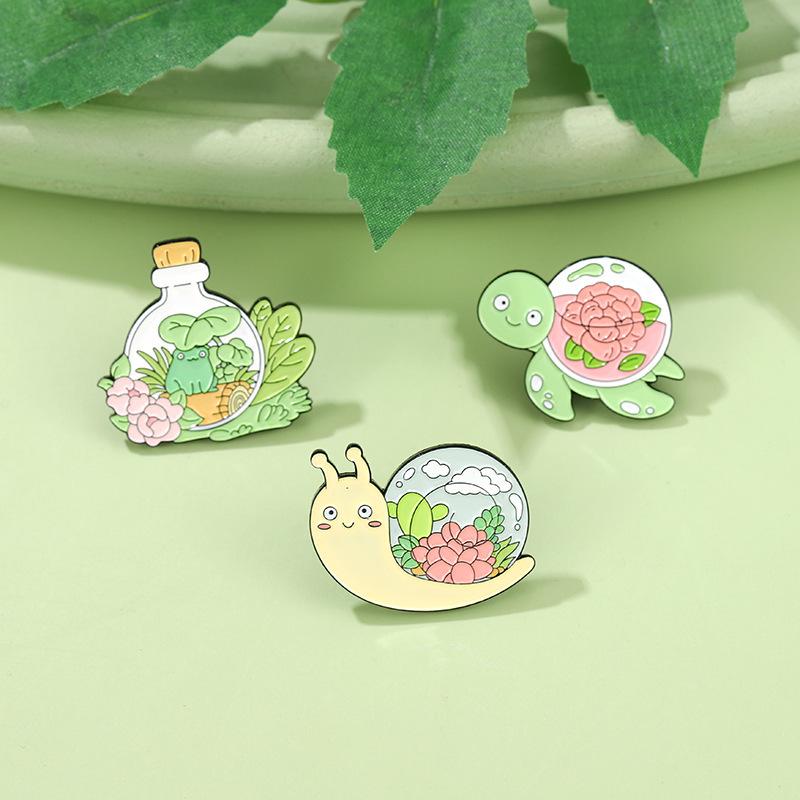 Plant Flower Snail Enamel Pins Love Ice Cream Cat Coffee Planet Wizard Glasses Magic Book Alloy Brooch Badge Punk Jewelry