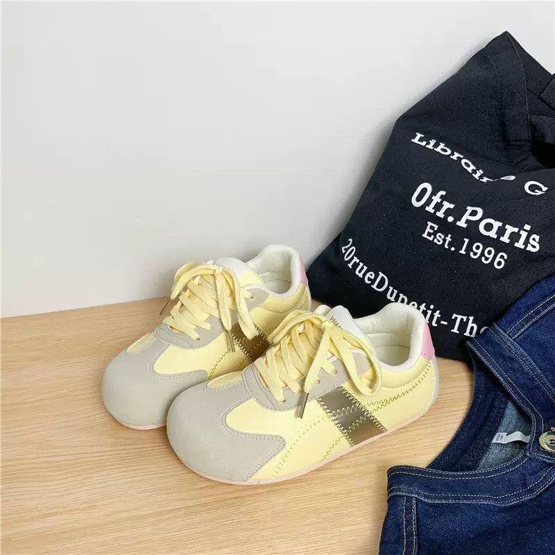 

Милая сестренка носит нишевые кеды, женские новые весенне-летние универсальные детские платформенные повседневные белые туфли 40