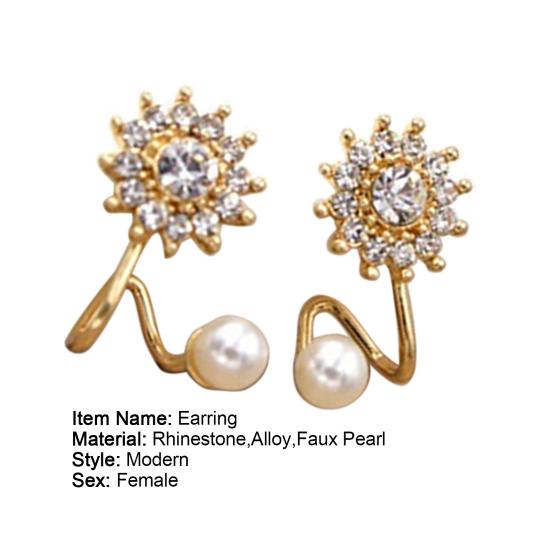 1 Pair Stud Earring Fine Workmanship Elegant Lightweight Snowflake Charm Earrings Ear Stud for Dating