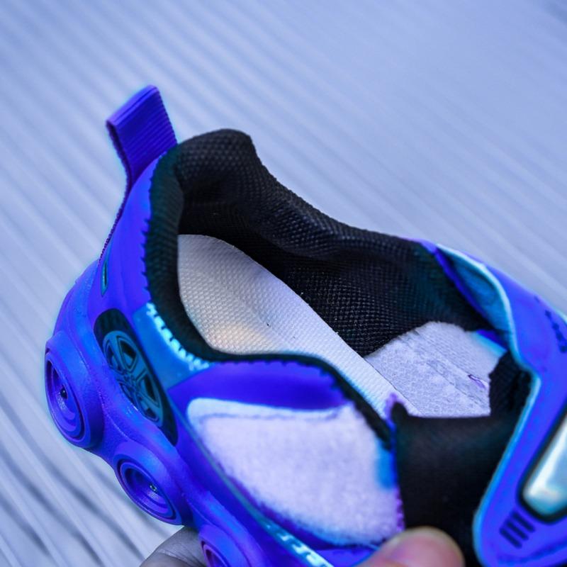 Children's LED Light-Up Sports Shoes Sneakers for Toddlers & Young Kids, Cartoon Athletic Footwear for Boys & Girls