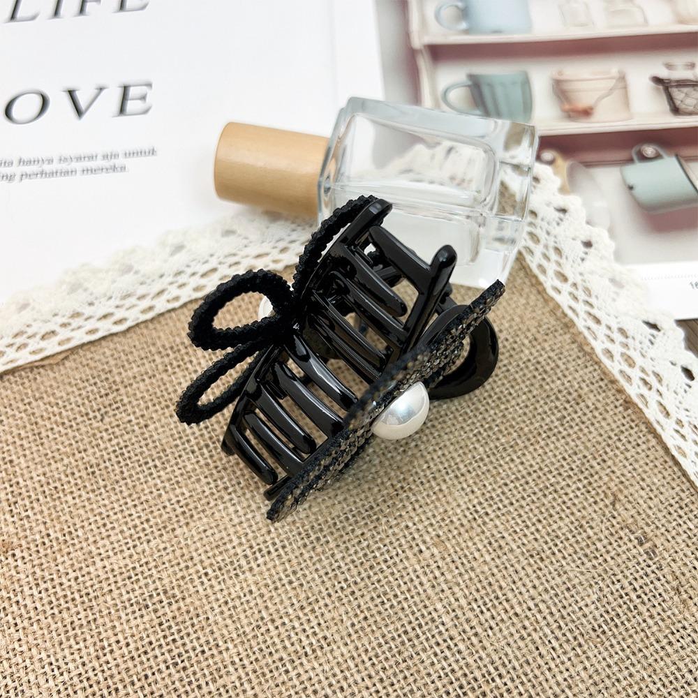 Flower Pearls Shark Clip Zircon Shiny Hair Claw Rhinestone Shark Clip  Party