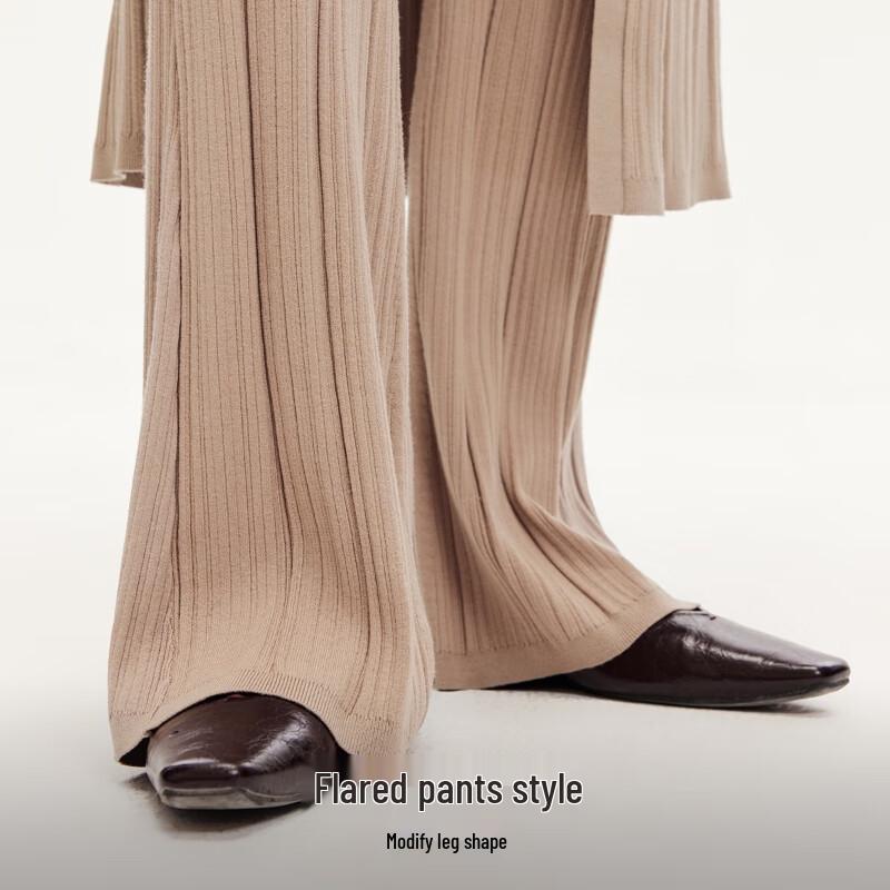 VEROMODA Ribbed Knit Flared Casual Pants