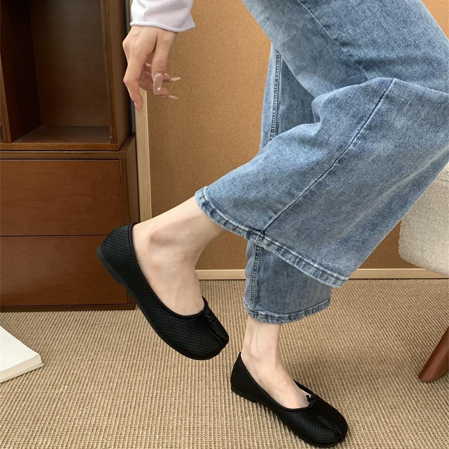 Flat-soled pig's feet single shoes sub-toed pig's trotters shoes women's 2025 summer new soft-soled lazy one-pedal women's shoes casual shoes