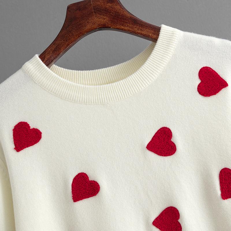 2023 Autumn/Winter Heart Pattern Plus Size Women's Knit Pullover Sweater