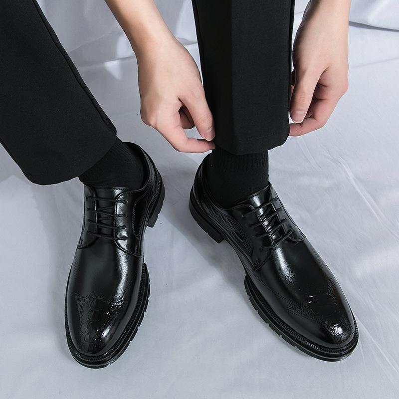 Stor storlek höst nya vardagliga läderskor mode herrskor koreansk version trend brudgum bröllopsskor