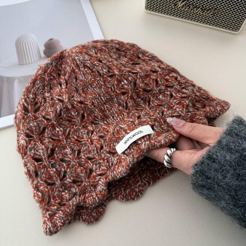 New Autumn and Winter 100% All-wool Crochet Knitted Hat, Women's Hollow Lace Niche Design Bag Head Wool Hat