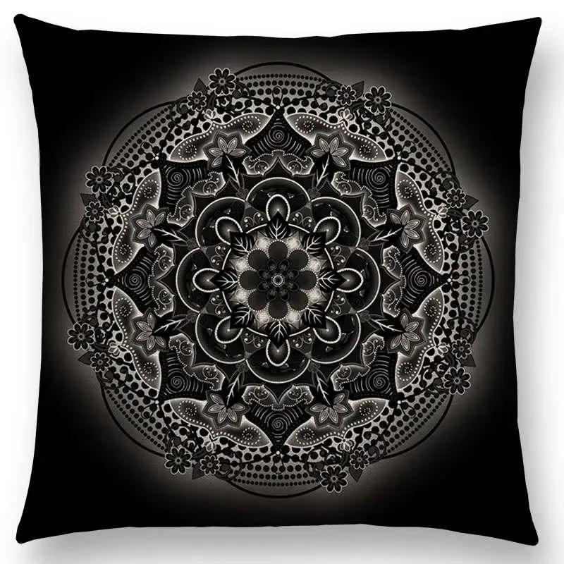 

Gorgeous Mandala Cushion Cover Decorative Pattern Fantasy Colorful Crystalline Flowers Home Decor Sofa Throw Pillow Case 66x66cm