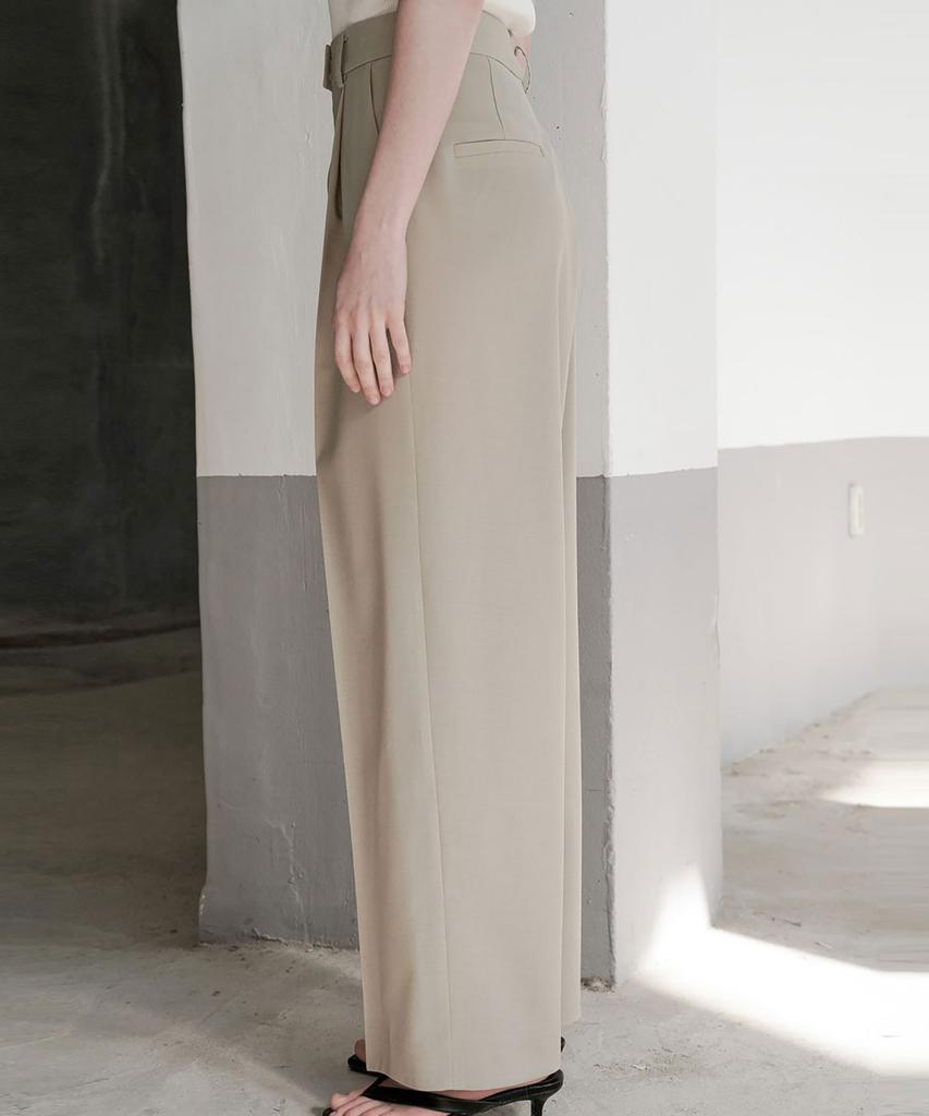 Ssikeoseun Irregular Back Detail Wide Pants_Olive
