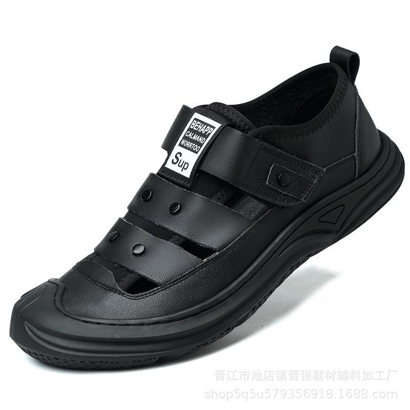 

Летние новые пляжные шлепанцы уличные на платформе мужские нескользящие сандалии дышащие модные универсальные с закрытым носком 44 чёрный