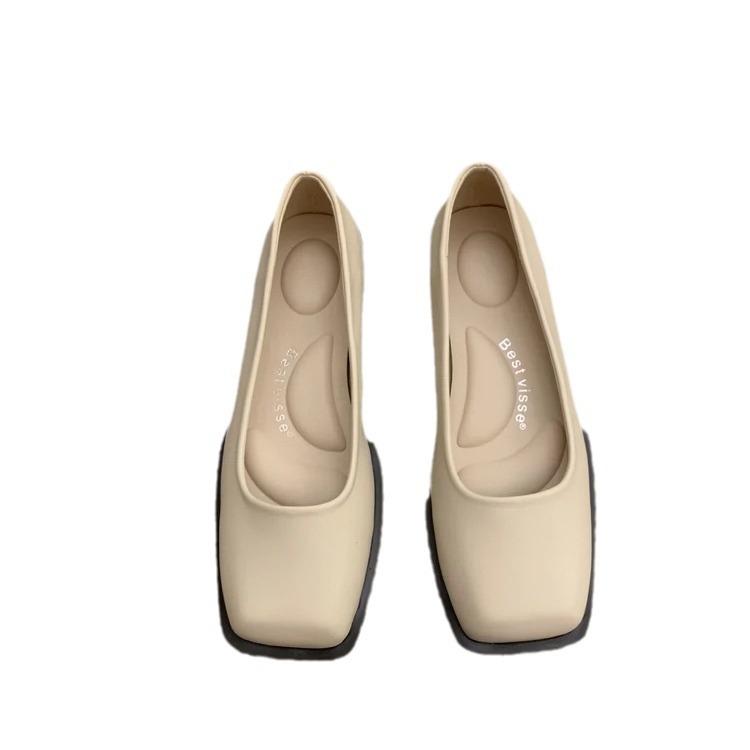 2025 summer new Hepburn style square head shallow mouth single shoes women's French fashion low heel small leather shoes women's casual single shoes