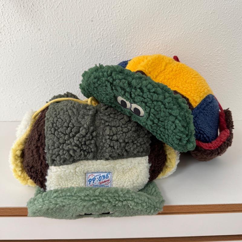 Niche frog eyes new plane wings five-piece hat Lei Feng hat women's autumn and winter warm, turn the eaves to protect the ears and protect the cold