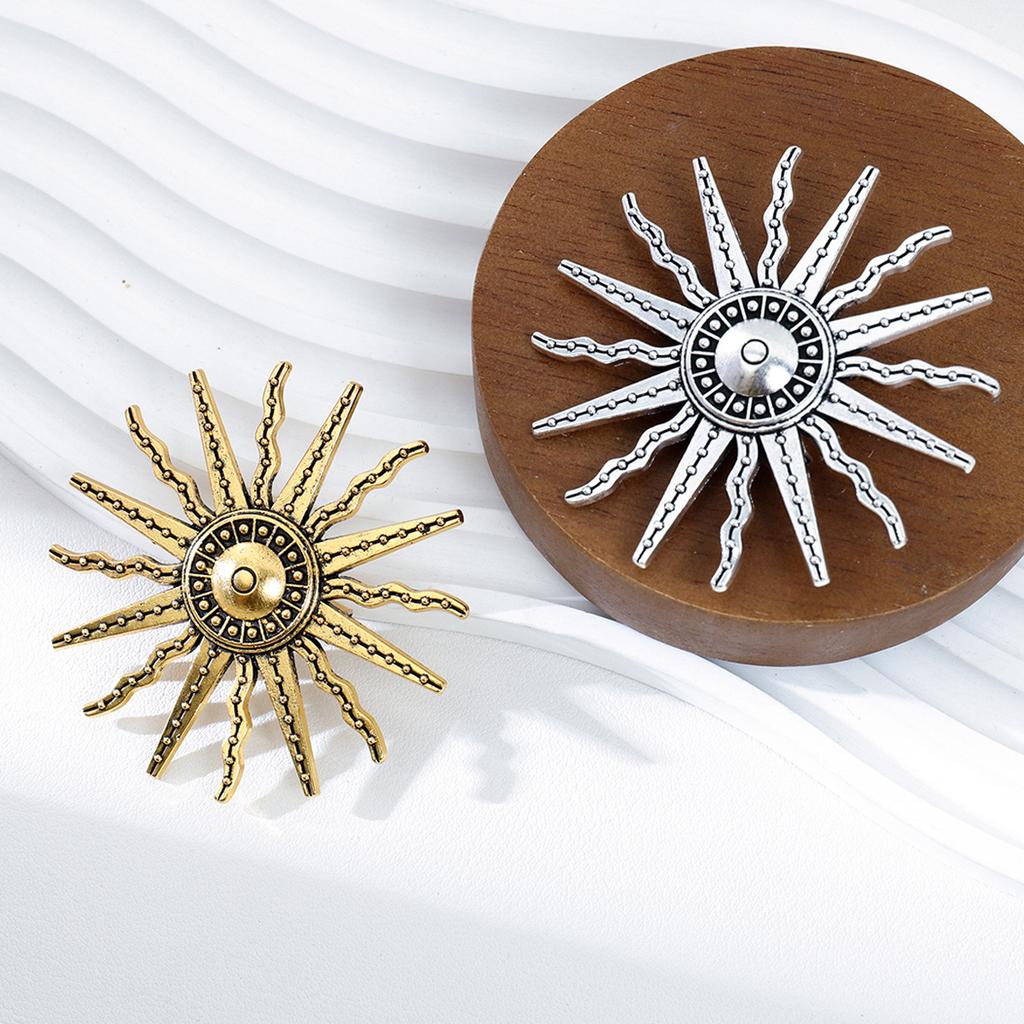 New Fashion Alloy Brooch Sun Star Design Lapel Pins Coat Suit Badge Safety Pin for Women Vintage Jewelry Accessory Gifts