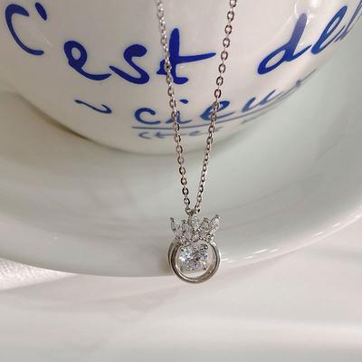 Dynamische Zirkon-Kronen-Halskette mit Diamantanhänger, Schlüsselbeinkette, Leichter Luxus, Nischendesign, Halskette