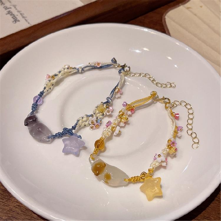 Handcraft Resin Star and Floral Bracelet Including Cats Charm Elegant Jewelry for Everyday Use
