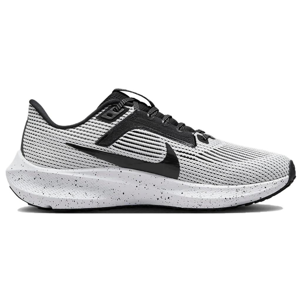 Nike Womens Air Zoom Pegasus 40 'White Black' (women's sizes) Black / White Running Shoes DV3854 004