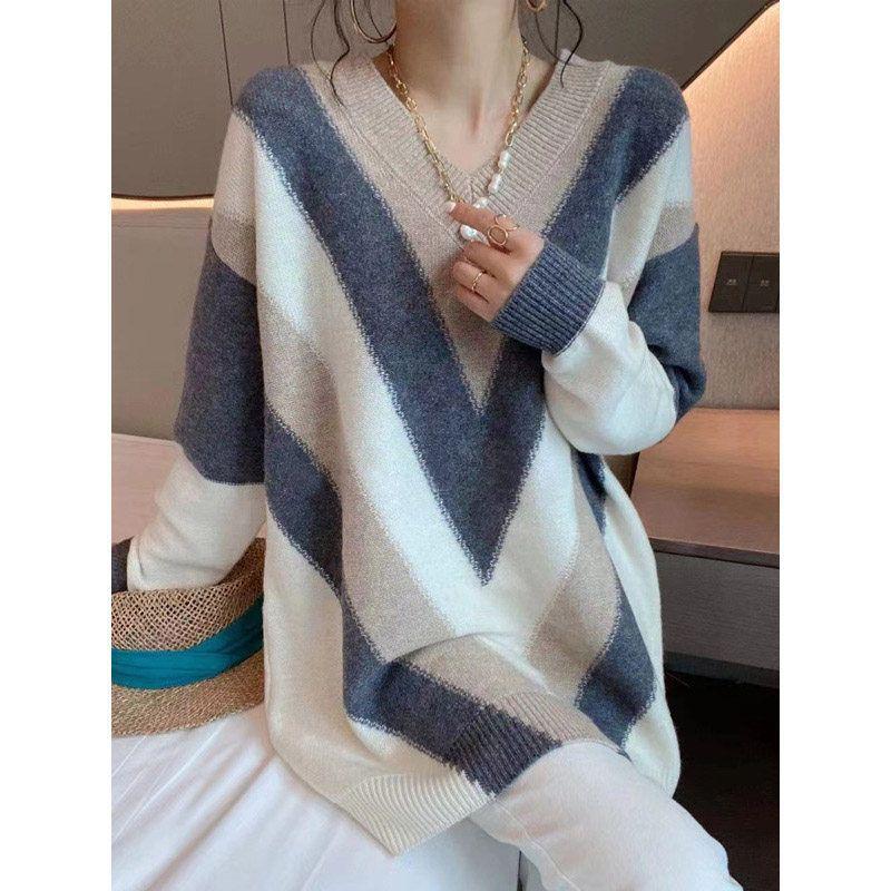 V-Neck Color-Block Knit Sweater: Slimming, Loose Fit for Autumn/Winter