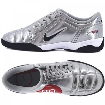 Spezielle Sportschuhe – Fußballschuhe