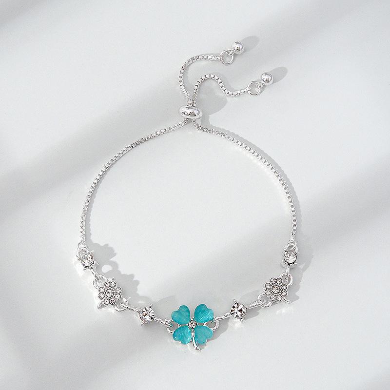 Lucky Four-Leaf Clover Adjustable Green Cat's Eye Bracelet for Women (Mori Style)