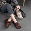 Sapatos fechados