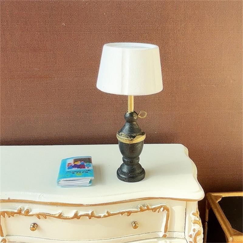 Bedroom White Table Lamp Miniature Furniture Model Doll Houses Accessory Realistic Lighting Toy Playset 1:12
