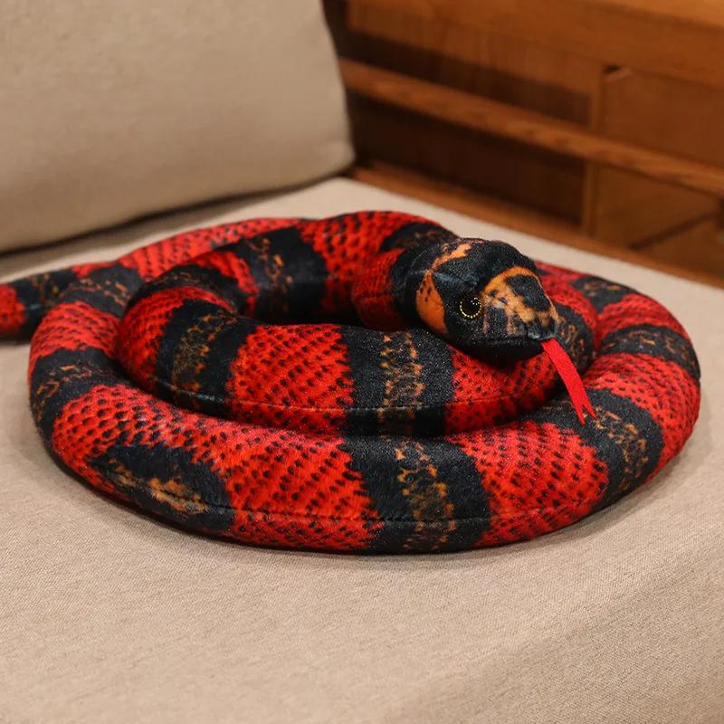Animal en peluche réaliste Serpent Python Trimeresurus Peluche réaliste Jouet en peluche Serpent géant Pour farce Décoration de fête d'Halloween 130cm