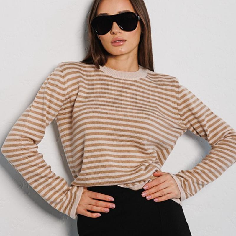 Mulheres outono moda fio contraste o pescoço manga longa solta malha listrada camisola