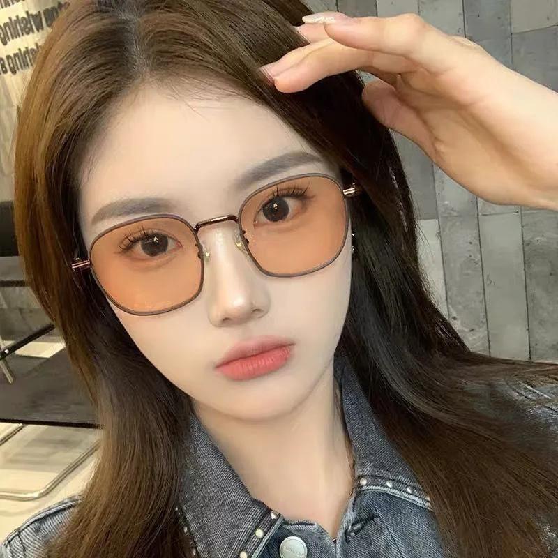 Square Metal Photochromic Sun Eyeglasses Anti Radiation Glasses for Women Men Anti Blue Light