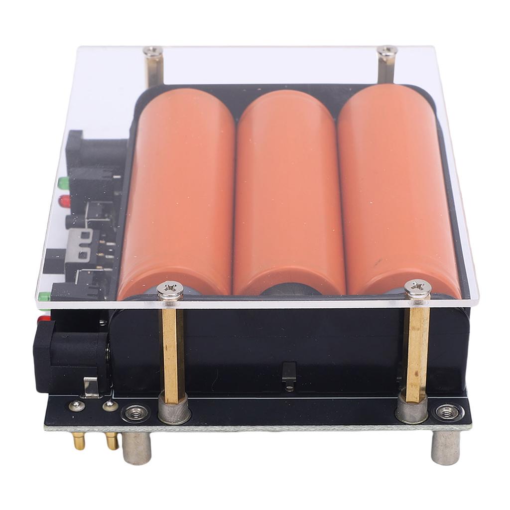 Uninterruptible Power Supply UPS Module with Battery Supports Charging and Power Output At The Same