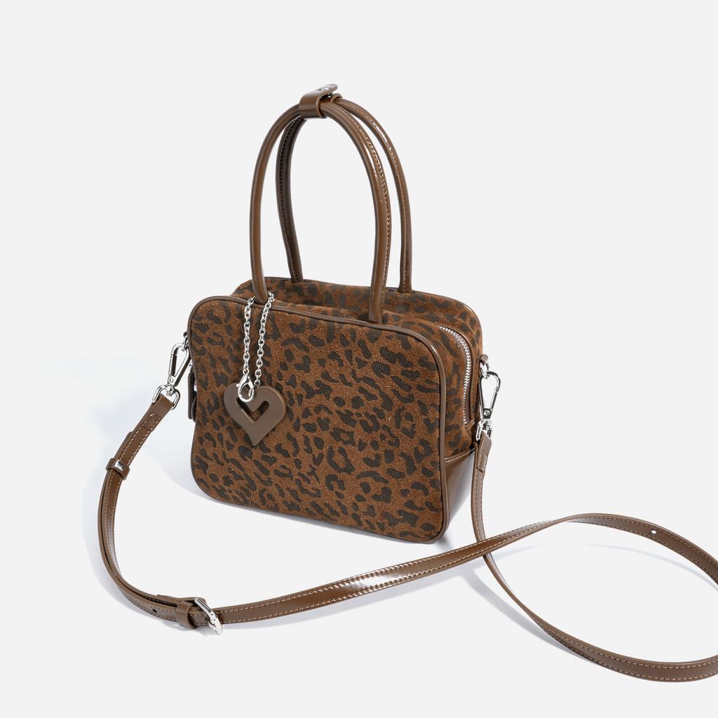 Autumn and winter new leopard print cowhide bag high value bowling bag commuter shoulder crossbody portable small square bag