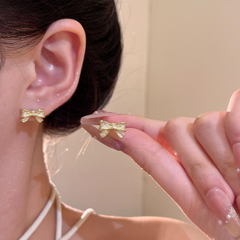 Sweet Temperament Bow Stud Earrings Femininity Earrings Ears