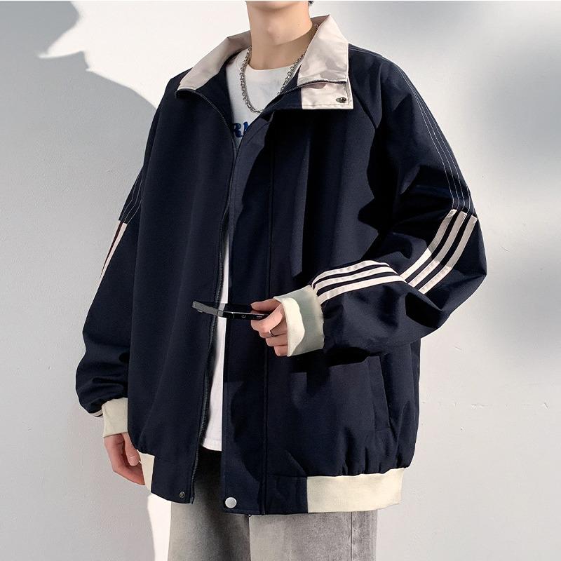 Gestreifte Jacke in Kontrastfarbe für Herren im Frühling und Herbst Neue lockere Partner vielseitige Freizeitjacke für Herren