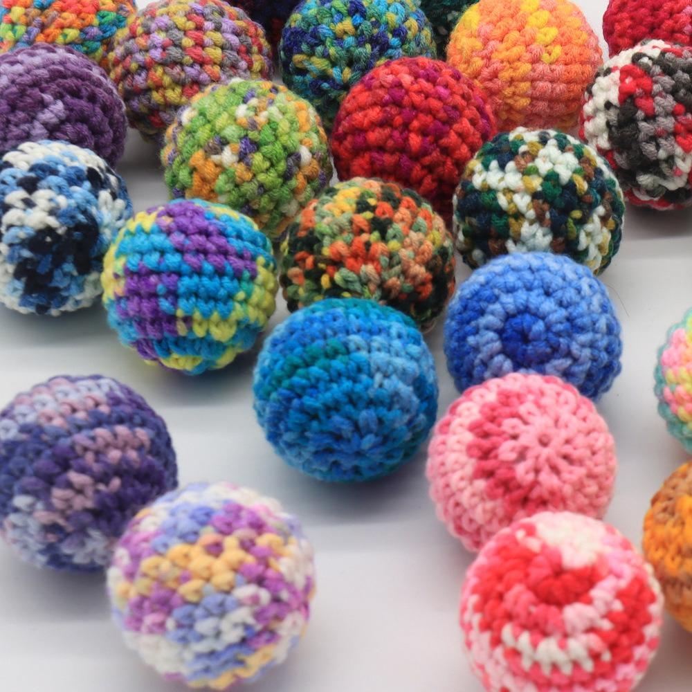 Retro Hand-Knitted Cat Toys Ball Colorful with Bell Inside Cat Ball Toy Woolen Yarn Interactive Kitten Toys for Indoor Self Play