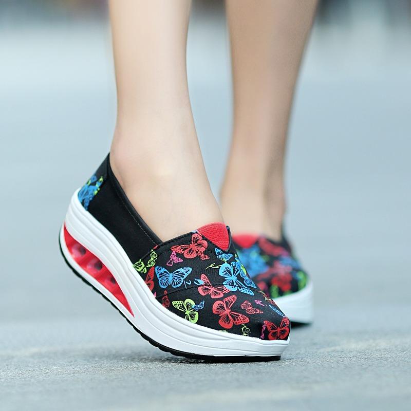 Fashion Woman Light Moccasins Sneaker Sports Slip-on Loafers Platform Tennis Flat Ladies Casual Comfortable Elegant Summer Cute Shoes